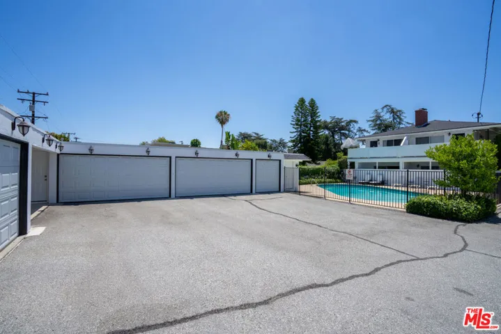 921 W Huntington Drive, Arcadia, California 91007