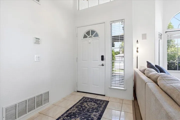 06-Front Door