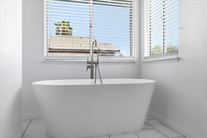 30-Primary Bathroom