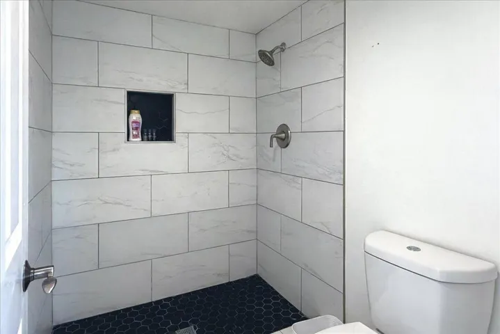 31-Primary Bathroom
