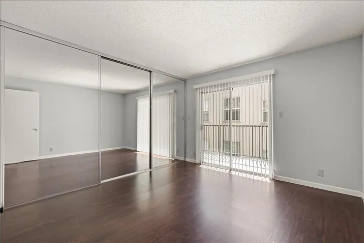 220 Athol Avenue, Oakland, California 94606