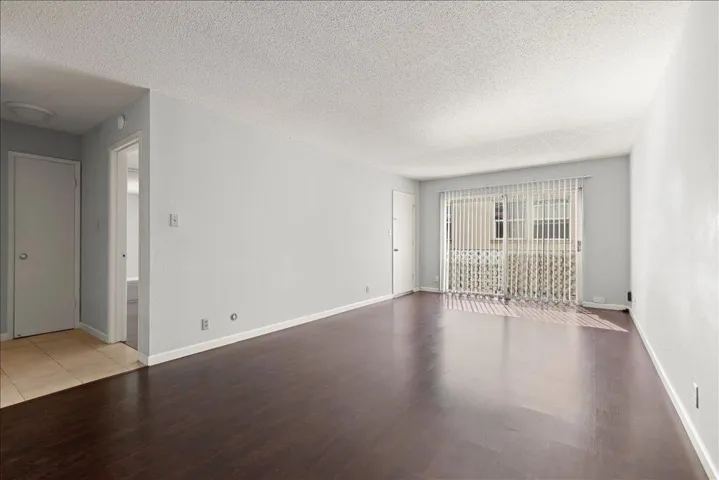 220 Athol Avenue, Oakland, California 94606
