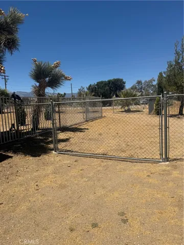 9379 Middleton Road, Phelan, California 92371