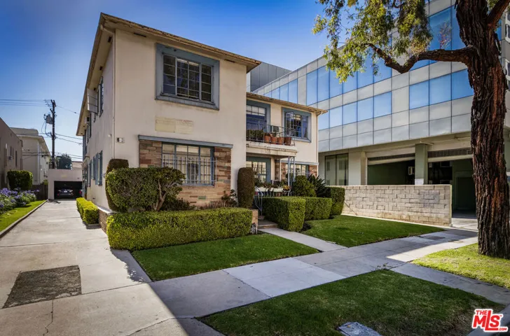 215 S Tower Drive D, Beverly Hills, California 90211