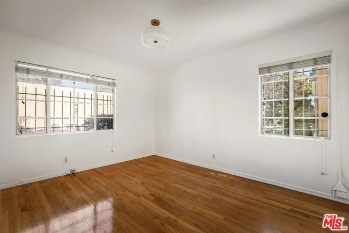 215 S Tower Drive D, Beverly Hills, California 90211