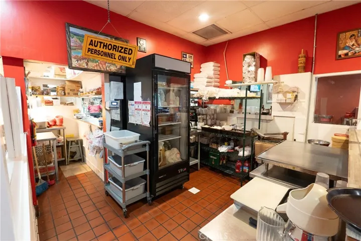 5949 Whittier, Los Angeles, California 90022