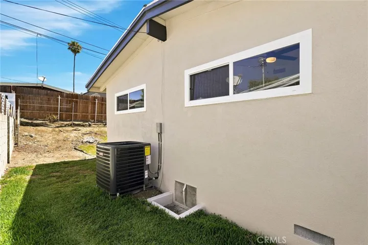 17045 Salais, La Puente, California 91744