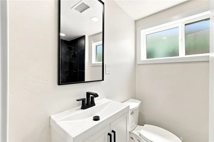 17045 Salais, La Puente, California 91744