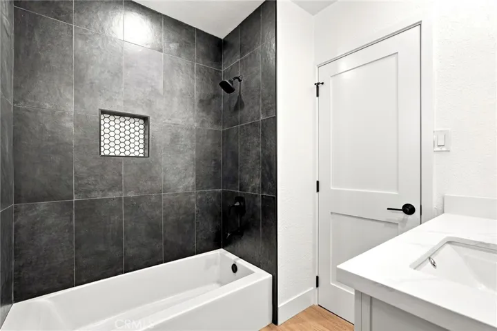 17045 Salais, La Puente, California 91744