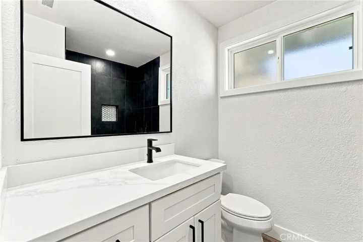 17045 Salais, La Puente, California 91744