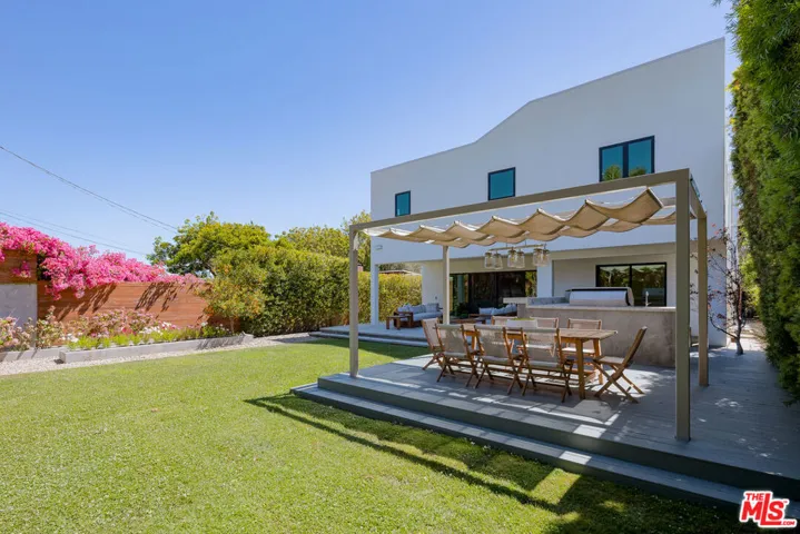 3470 Cabrillo Boulevard, Los Angeles, California 90066
