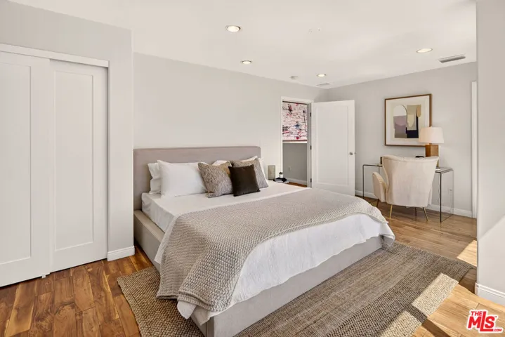 3470 Cabrillo Boulevard, Los Angeles, California 90066