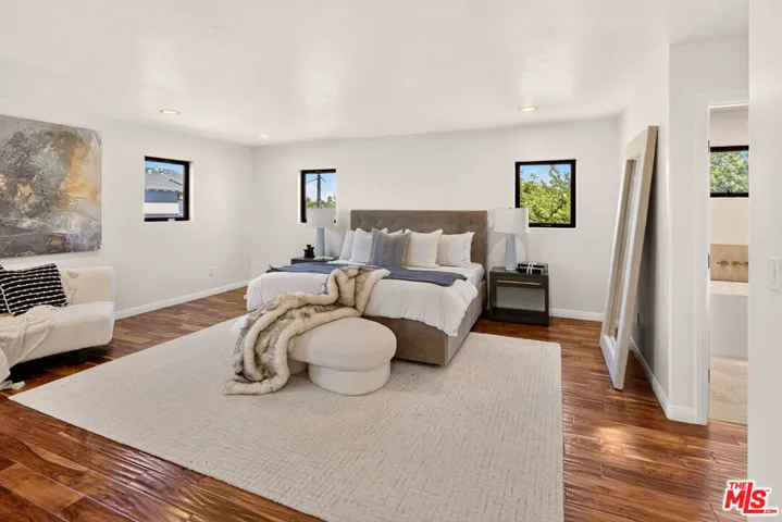 3470 Cabrillo Boulevard, Los Angeles, California 90066