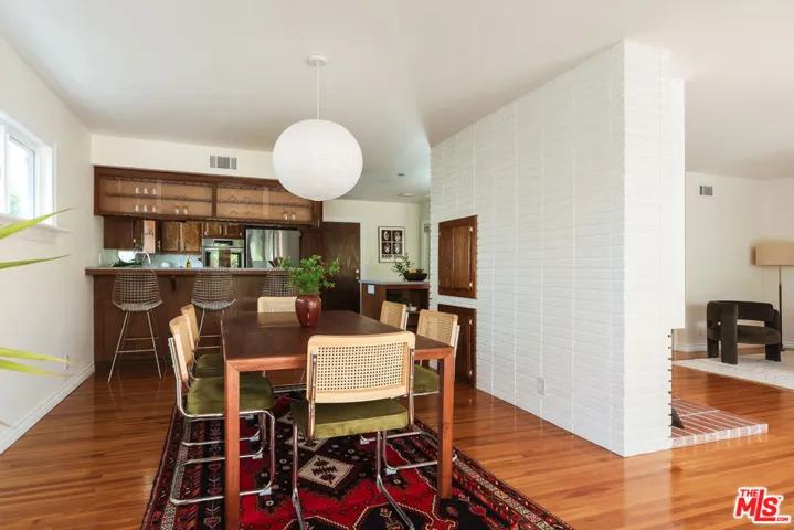 6880 E Lees Way, Long Beach, California 90815