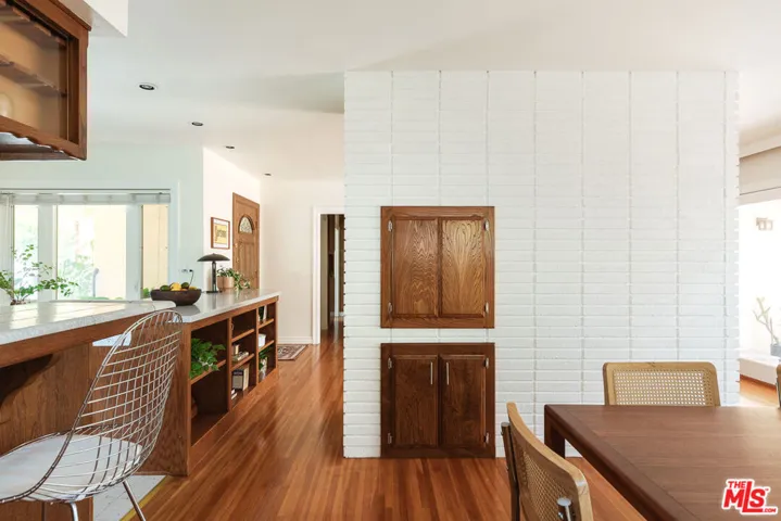 6880 E Lees Way, Long Beach, California 90815