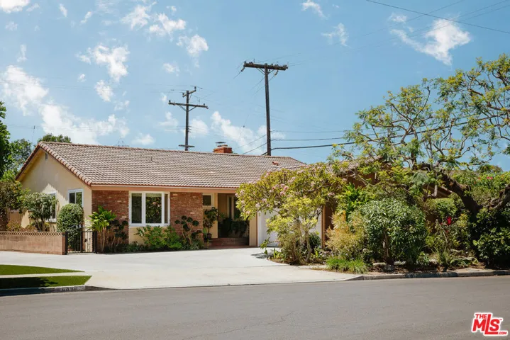6880 E Lees Way, Long Beach, California 90815