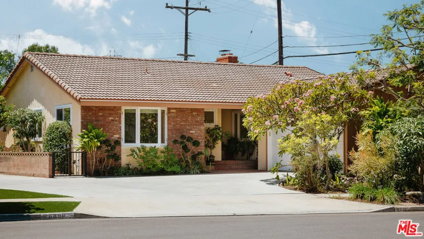 6880 E Lees Way, Long Beach, California 90815