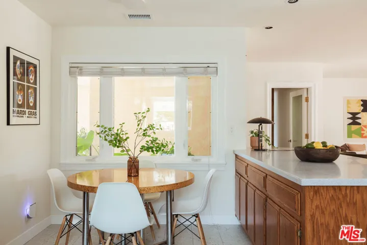 6880 E Lees Way, Long Beach, California 90815