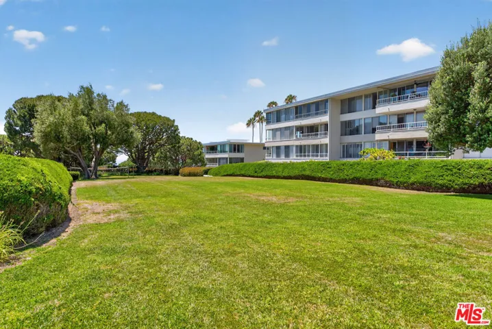 32646 Coastsite Drive 202, Rancho Palos Verdes, California 90275