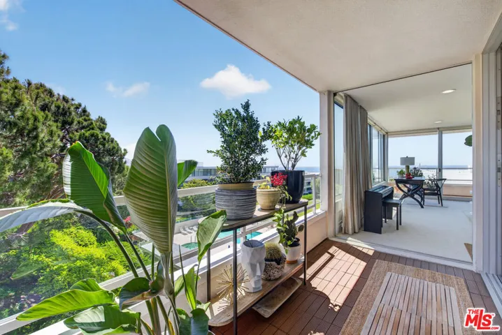 32646 Coastsite Drive 202, Rancho Palos Verdes, California 90275