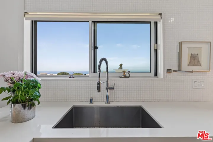 32646 Coastsite Drive 202, Rancho Palos Verdes, California 90275