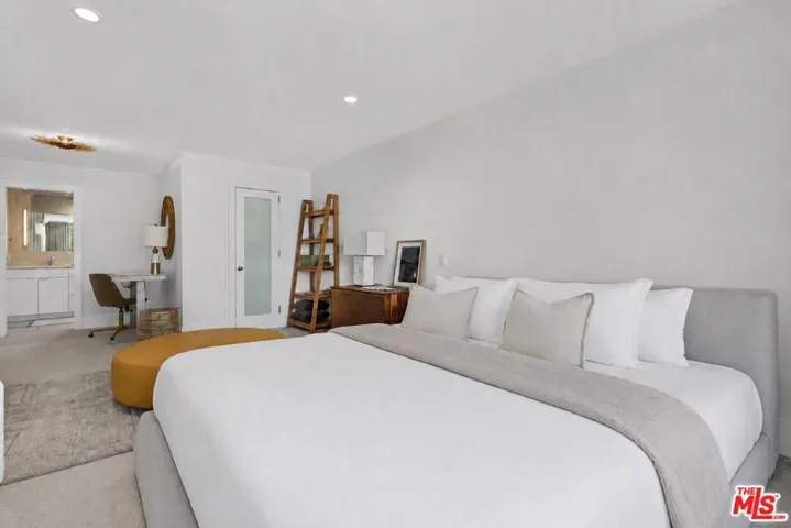 32646 Coastsite Drive 202, Rancho Palos Verdes, California 90275