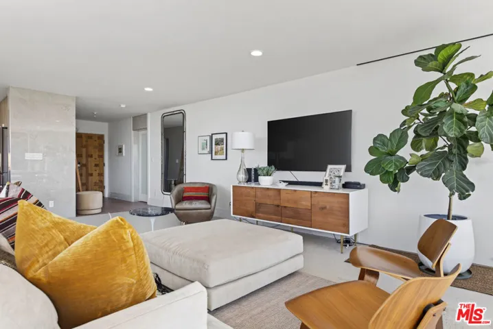 32646 Coastsite Drive 202, Rancho Palos Verdes, California 90275