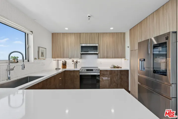 32646 Coastsite Drive 202, Rancho Palos Verdes, California 90275