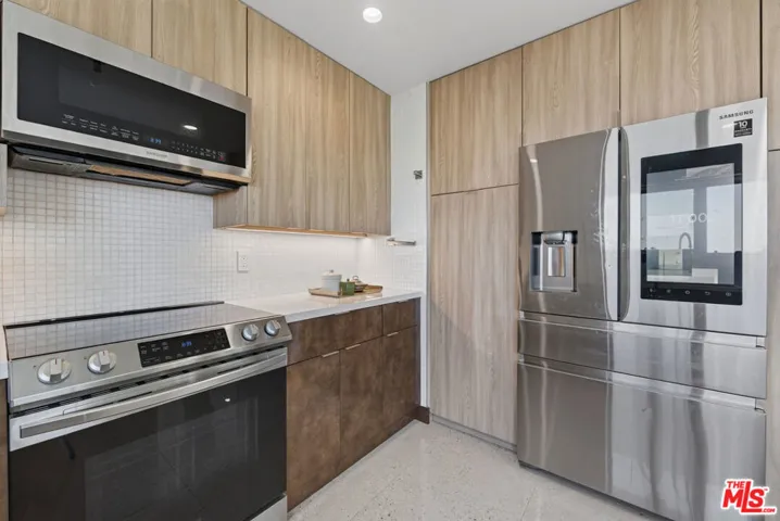 32646 Coastsite Drive 202, Rancho Palos Verdes, California 90275