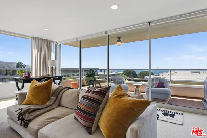 32646 Coastsite Drive 202, Rancho Palos Verdes, California 90275