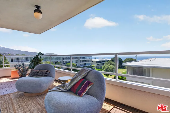 32646 Coastsite Drive 202, Rancho Palos Verdes, California 90275
