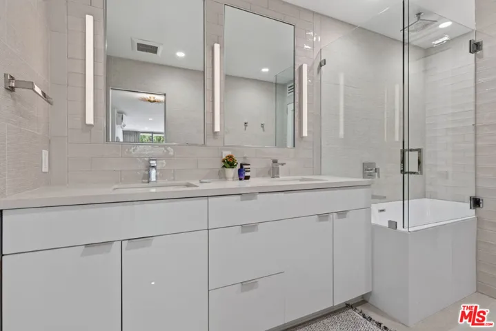 32646 Coastsite Drive 202, Rancho Palos Verdes, California 90275