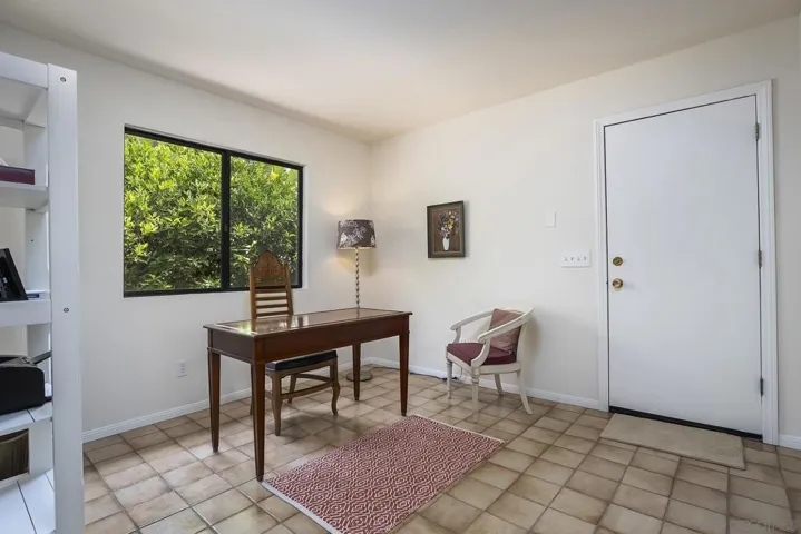 9522 Sage Hill Way, Escondido, California 92026