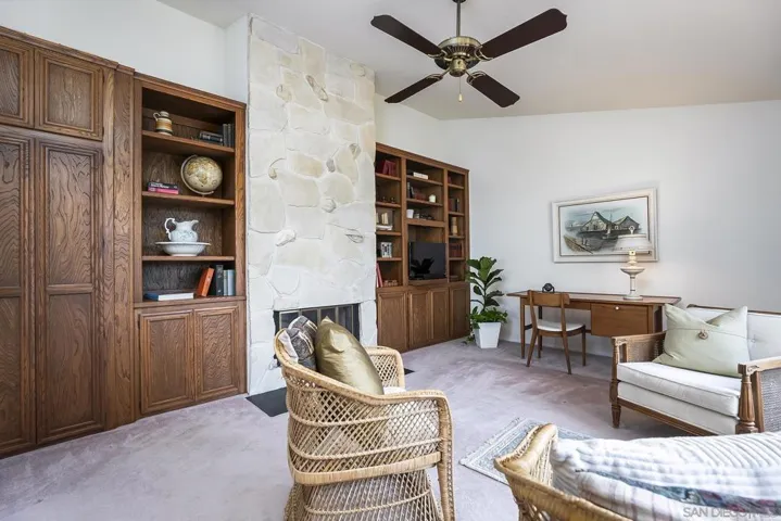 9522 Sage Hill Way, Escondido, California 92026
