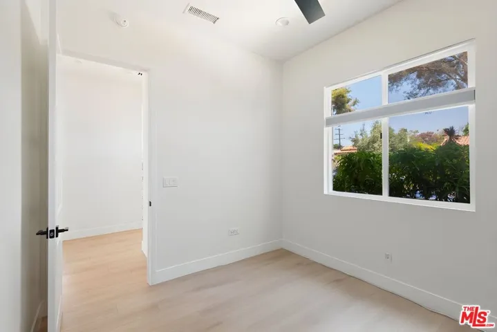 8910 W 25th Street, Los Angeles, California 90034