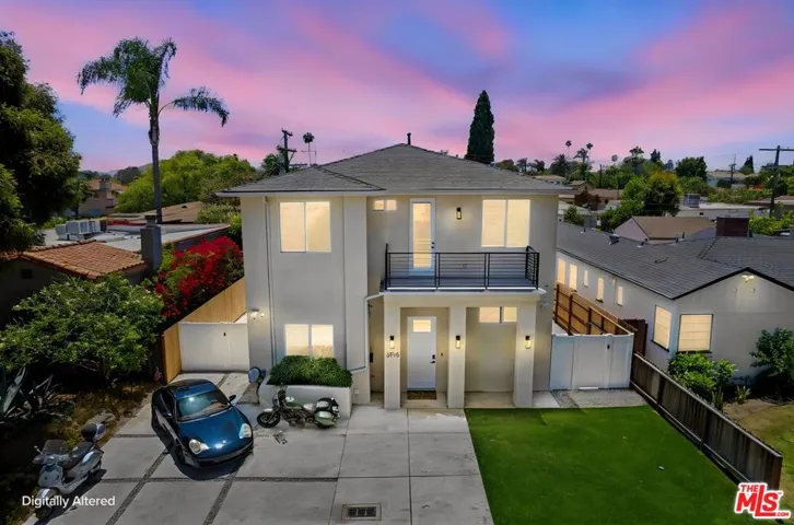 8910 W 25th Street, Los Angeles, California 90034