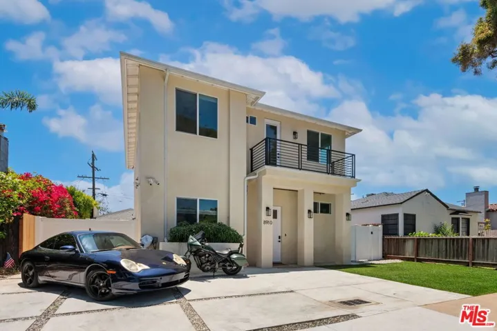 8910 W 25th Street, Los Angeles, California 90034
