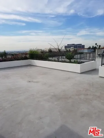 744 Hartford Avenue 205, Los Angeles, California 90017