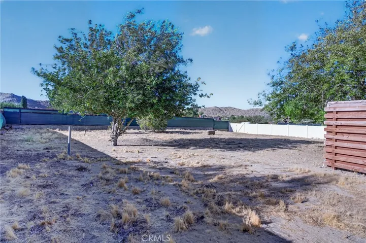 16021 Wells Fargo, Lake Los Angeles, California 93591