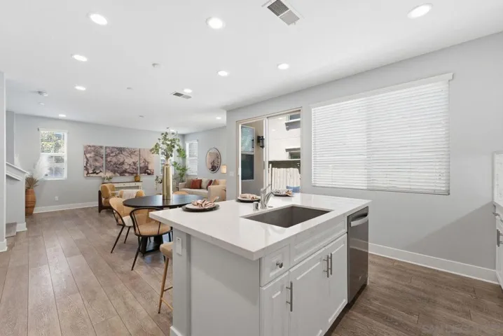 1063 Sea Glass, San Diego, California 92154