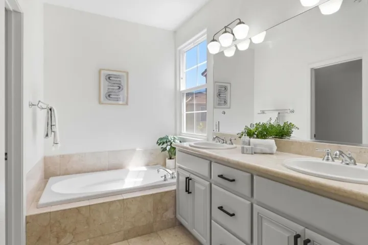 4453 Lick Mill Boulevard, Santa Clara, California 95054