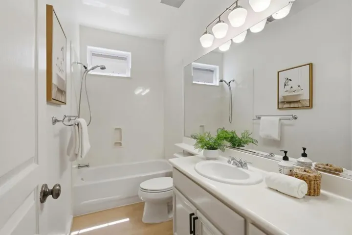 4453 Lick Mill Boulevard, Santa Clara, California 95054