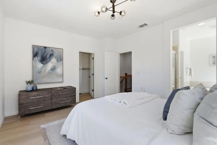 4453 Lick Mill Boulevard, Santa Clara, California 95054
