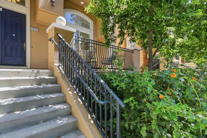 4453 Lick Mill Boulevard, Santa Clara, California 95054
