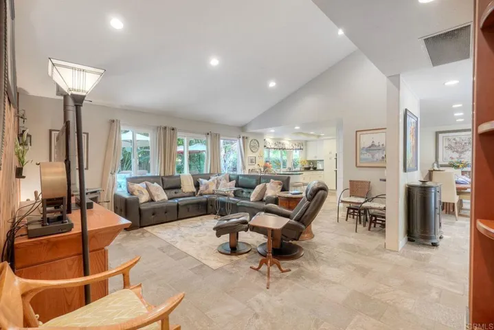 519 Quail Gardens Drive, Encinitas, California 92024