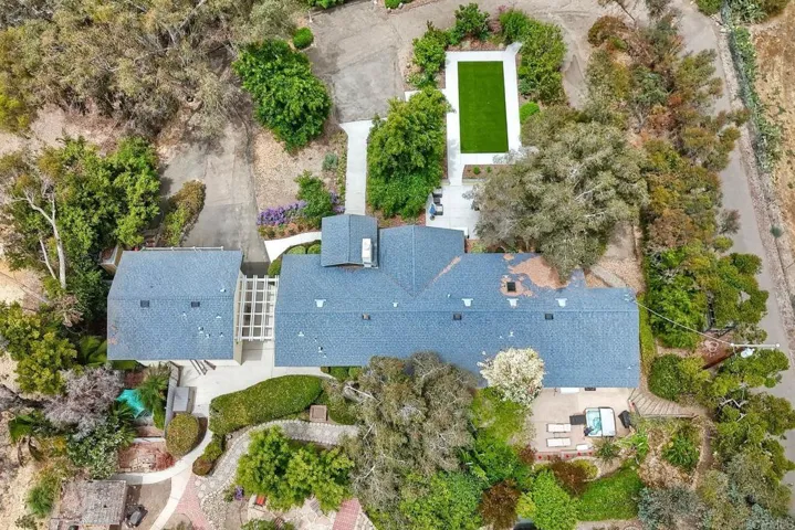 519 Quail Gardens Drive, Encinitas, California 92024
