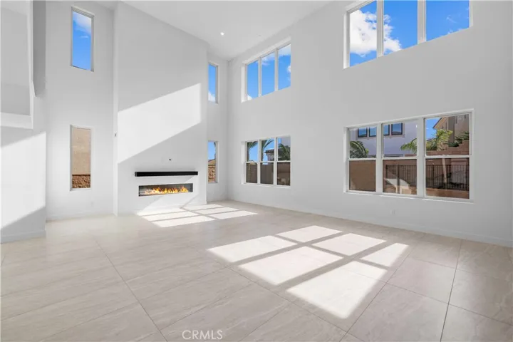 20048 W Mersey Lane, Porter Ranch, California 91326