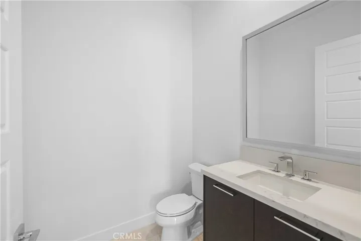 20048 W Mersey Lane, Porter Ranch, California 91326