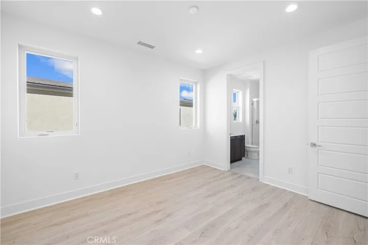 20048 W Mersey Lane, Porter Ranch, California 91326