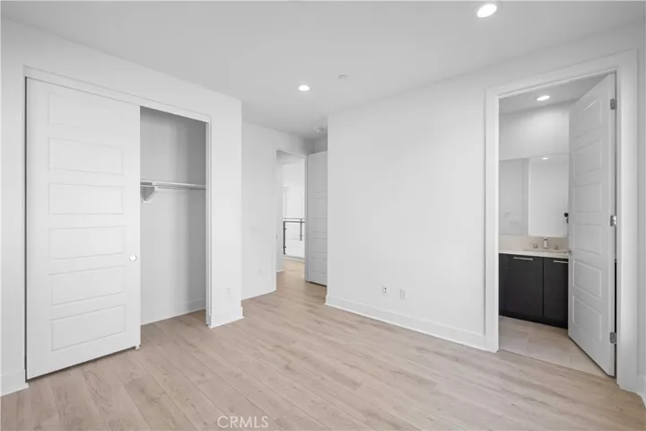 20048 W Mersey Lane, Porter Ranch, California 91326